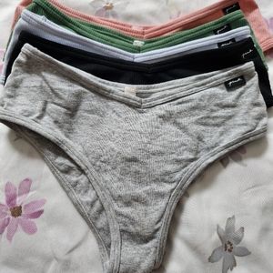 PINK Victoria's Secret Cheekster (5)